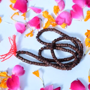 Nariyal shell flat moti maala