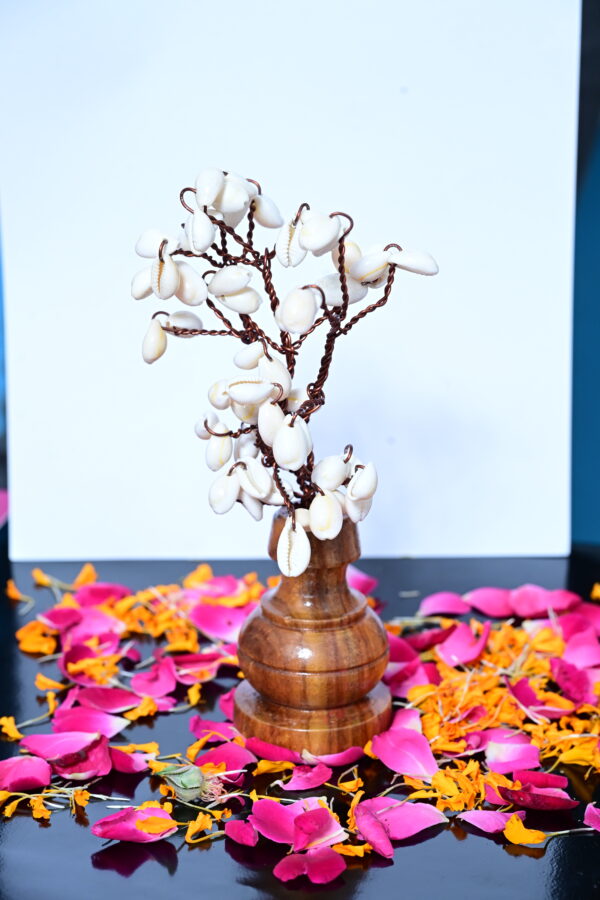 Tree of White Kaudi - Image 3